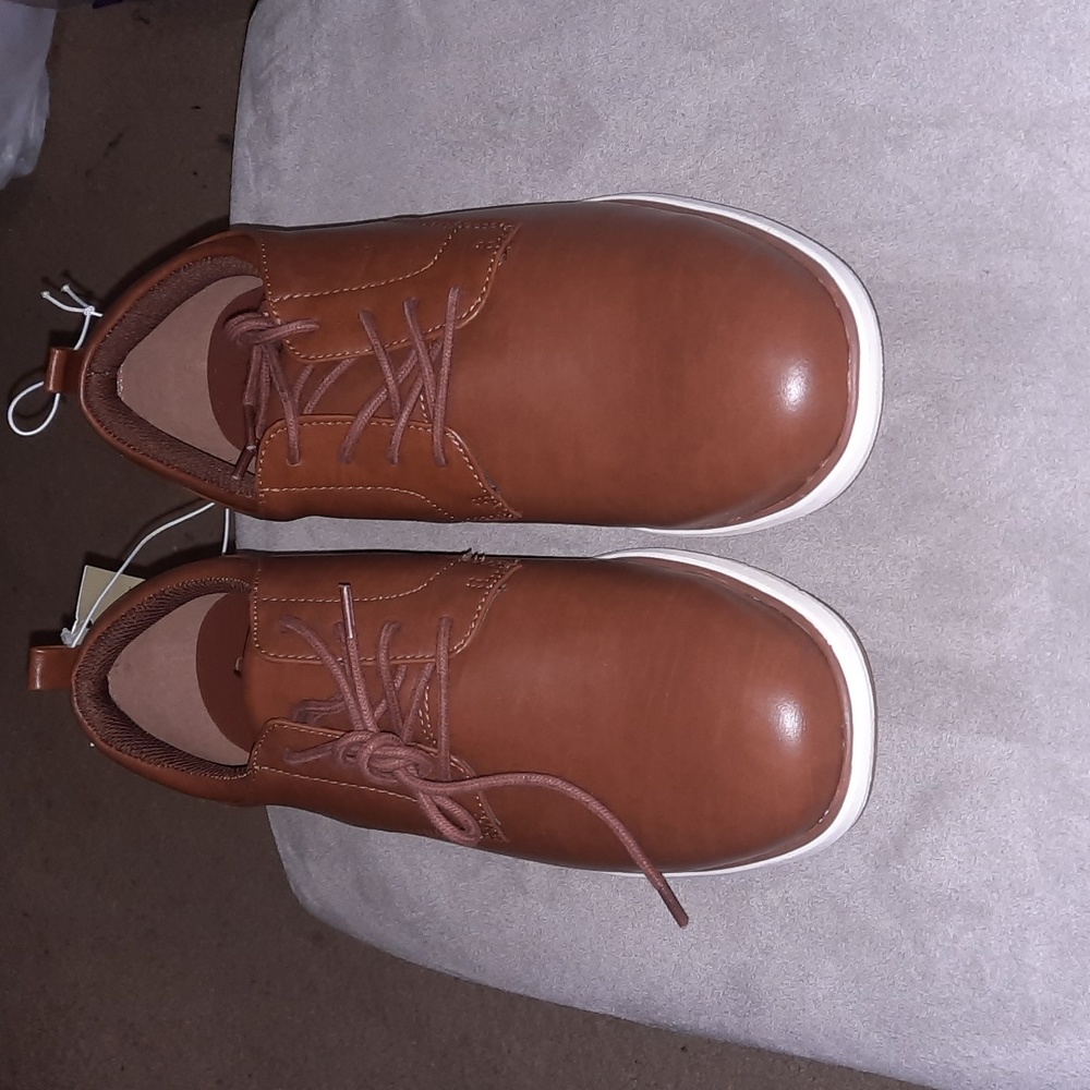 New Men Goodfellow, Colt Sneaker. Brown Sz. 9.5